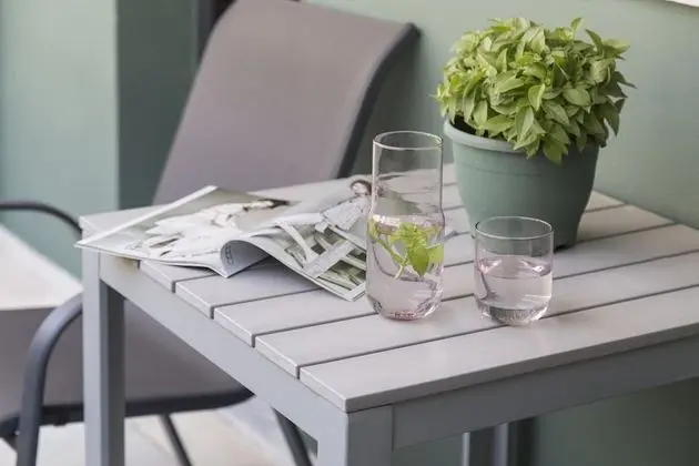 Üç Kişilik Oda, Balkon