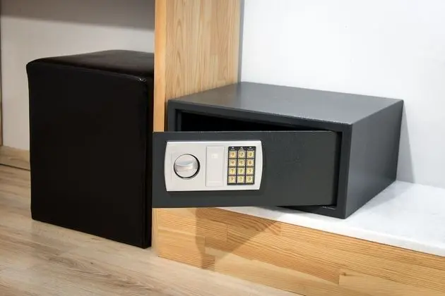 Üç Kişilik Oda, Balkon