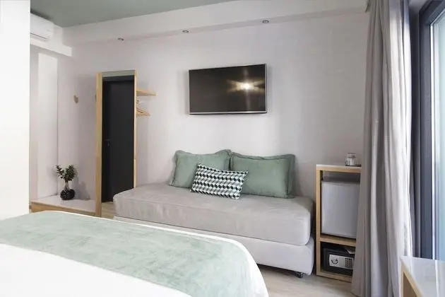 Üç Kişilik Oda, Balkon