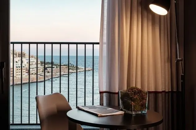 Superior Tek Büyük Yataklı Oda, Balkon, Deniz Manzaralı