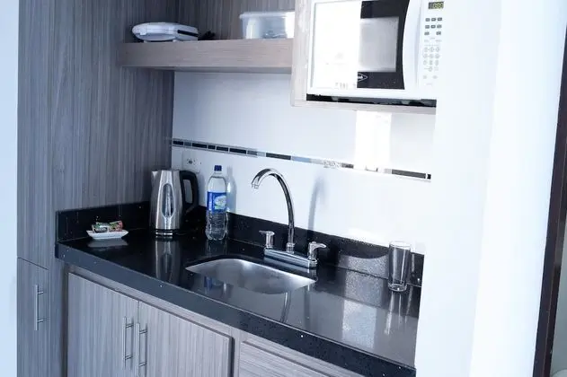 Superior Oda, 1 En Büyük (King) Boy Yatak, Küçük Mutfak