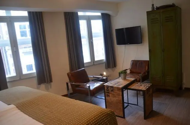 Deluxe Tek Büyük Yataklı Oda