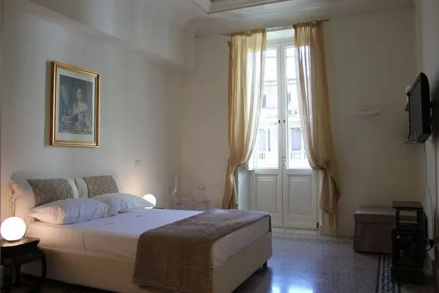 Tek Büyük Yataklı Oda, Özel Banyo (External (via tagliamento 14)