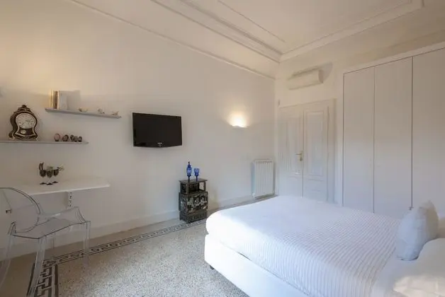 Tek Büyük Yataklı Oda, Özel Banyo (External (via tagliamento 14)