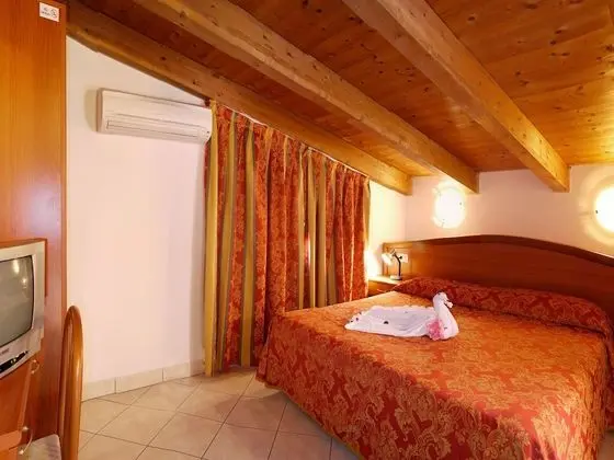 Çatı Katı (Loft)