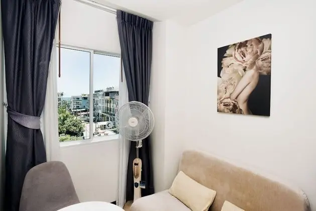 Deluxe Sea View