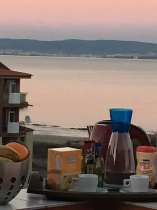 Apart Daire, 2 Yatak Odası, Deniz Manzaralı