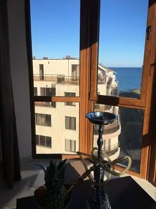 Deluxe Stüdyo, Sigara İçilmez