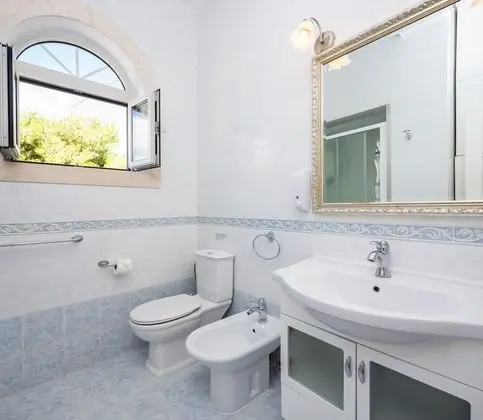 Stüdyo, Bahçe Manzaralı