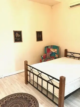 Apart Daire, 1 Çift Kişilik Yatak ve Çekyat, Sigara İçilmez