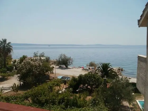 Tek Büyük Yataklı Oda, Balkon