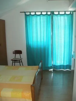 Tek Büyük Yataklı Oda, Balkon