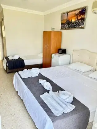 Triple, Deniz Manzaralı, Balkonlu