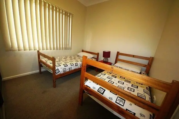 Tek Büyük veya İki Ayrı Yataklı Oda