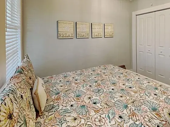 Ev, Birden Çok Yatak, Havuz Kullanımı, Havuz Manzaralı