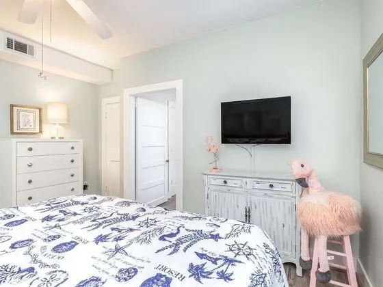 Ev, Birden Çok Yatak, Havuz Kullanımı, Havuz Manzaralı