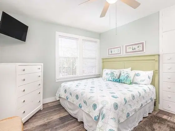 Ev, Birden Çok Yatak, Havuz Kullanımı, Havuz Manzaralı