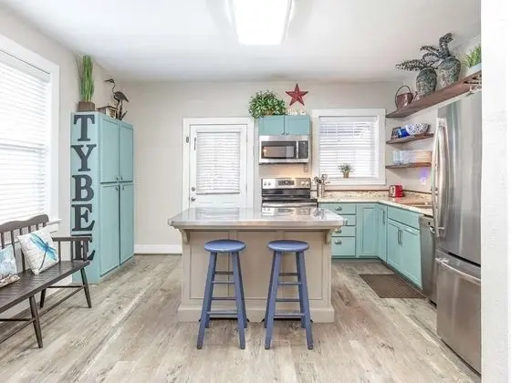 Ev, Birden Çok Yatak, Havuz Kullanımı, Havuz Manzaralı