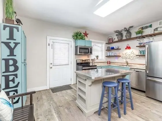 Ev, Birden Çok Yatak, Havuz Kullanımı, Havuz Manzaralı