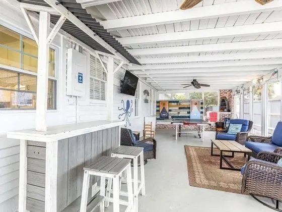 Ev, Birden Çok Yatak, Havuz Kullanımı, Havuz Manzaralı