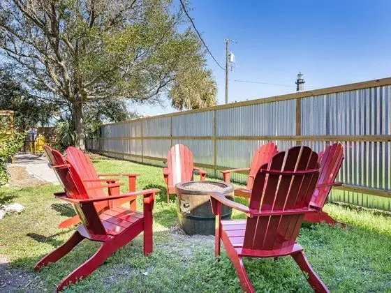 Ev, Birden Çok Yatak, Havuz Kullanımı, Havuz Manzaralı