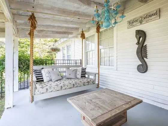 Ev, Birden Çok Yatak, Havuz Kullanımı, Havuz Manzaralı