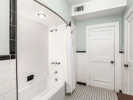 Ev, Birden Çok Yatak, Havuz Kullanımı, Havuz Manzaralı