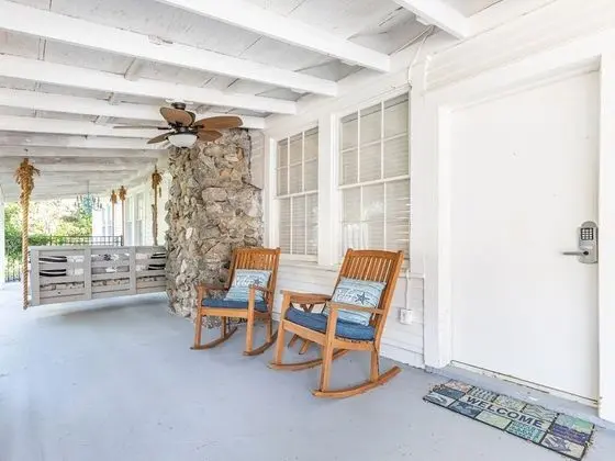 Ev, Birden Çok Yatak, Havuz Kullanımı, Havuz Manzaralı