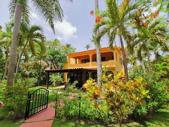 Senior Villa, 2 Yatak Odası, Bahçe Manzaralı, Bahçeli