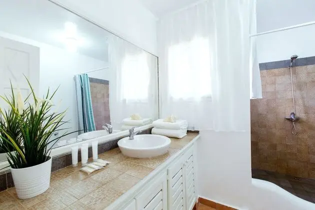 Senior Villa, 2 Yatak Odası, Bahçe Manzaralı, Bahçeli