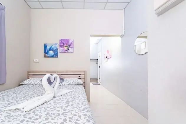 Standard Dört Kişilik Oda, 2 Çift Kişilik Yatak, Özel Banyo, Avlu