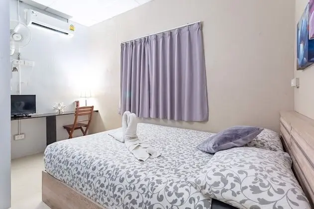 Standard Dört Kişilik Oda, 2 Çift Kişilik Yatak, Özel Banyo, Avlu