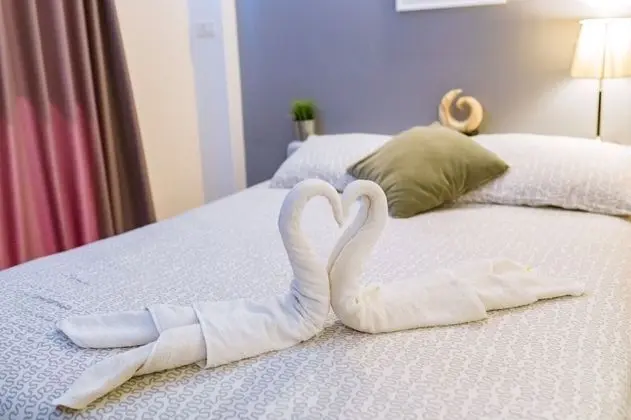 Superior Double Room, Balcony, Side Sea View