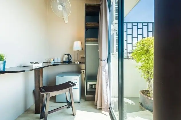 Superior Double Room, Balcony, Side Sea View