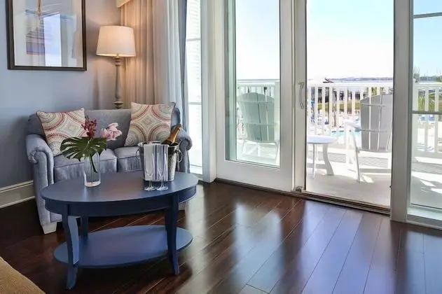 Deluxe Oda, 1 En Büyük (King) Boy Yatak, Engellilere Uygun, Balkon (Harbor)