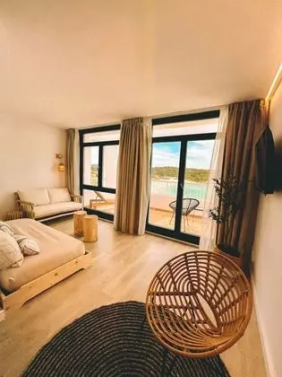 Süit, Deniz Manzaralı (2 Adults)