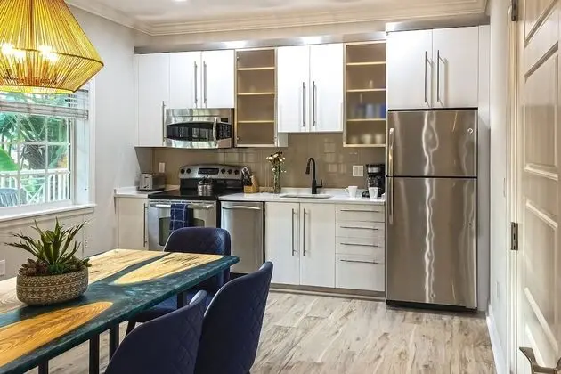 Daire (Beach Club Modern Condo C Building)