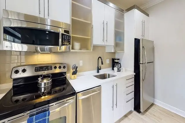 Daire (Beach Club Modern Condo C Building)