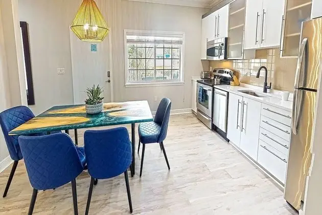 Daire (Beach Club Modern Condo C Building)