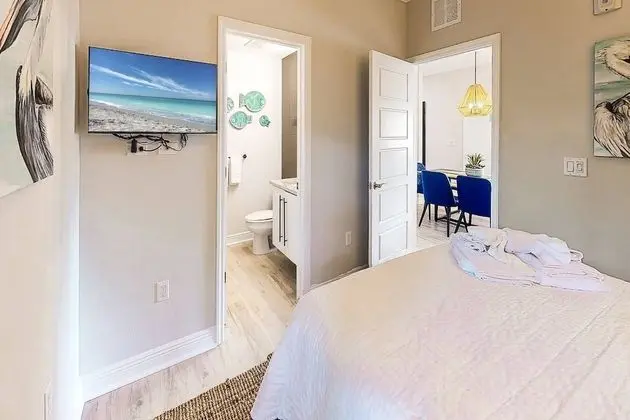 Daire (Beach Club Modern Condo C Building)