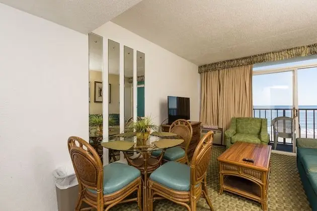 1 bedroom 1 bathroom condo