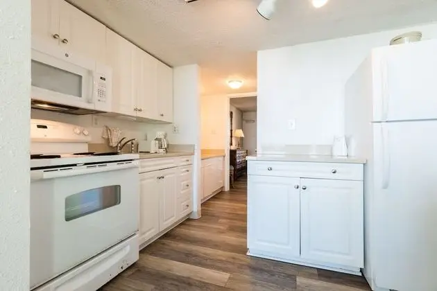 1 bedroom 1 bathroom condo