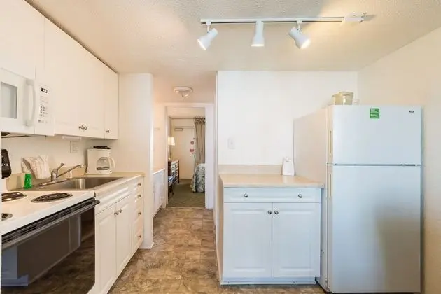 1 bedroom 1 bathroom condo