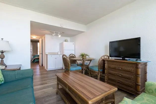 1 bedroom 1 bathroom condo