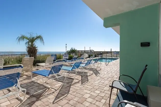1 bedroom 1 bathroom condo