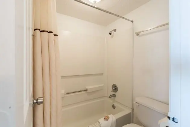 1 bedroom 1 bathroom condo