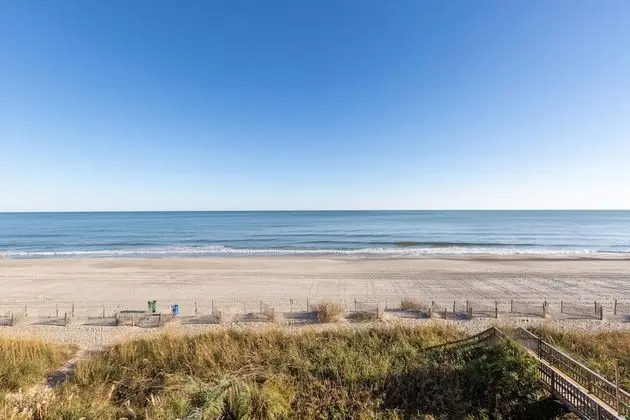 1 bedroom 1 bathroom condo