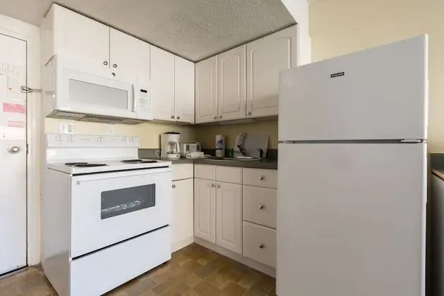 2 bedroom 2 bathroom condo
