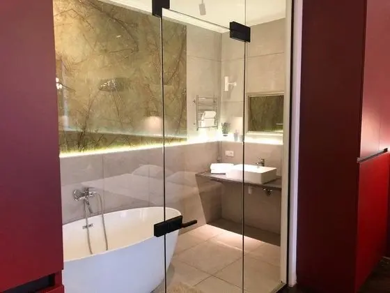 Design Tek Büyük veya İki Ayrı Yataklı Oda