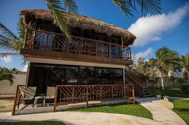 Palapa Family Suite Pool view